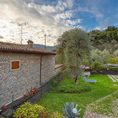 Apartment Carera